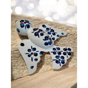 Hand-Painted Wooden Bird Ornament With Blue & Red Floral Design Vintage Home Déc